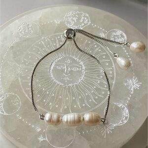 Freshwater pearl silver bolo bracelet